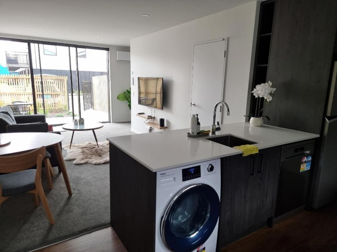 Вилла Addington Townhouse With Carpark 8Mins Walk To Hagley Park South Крайстчёрч Номер фото